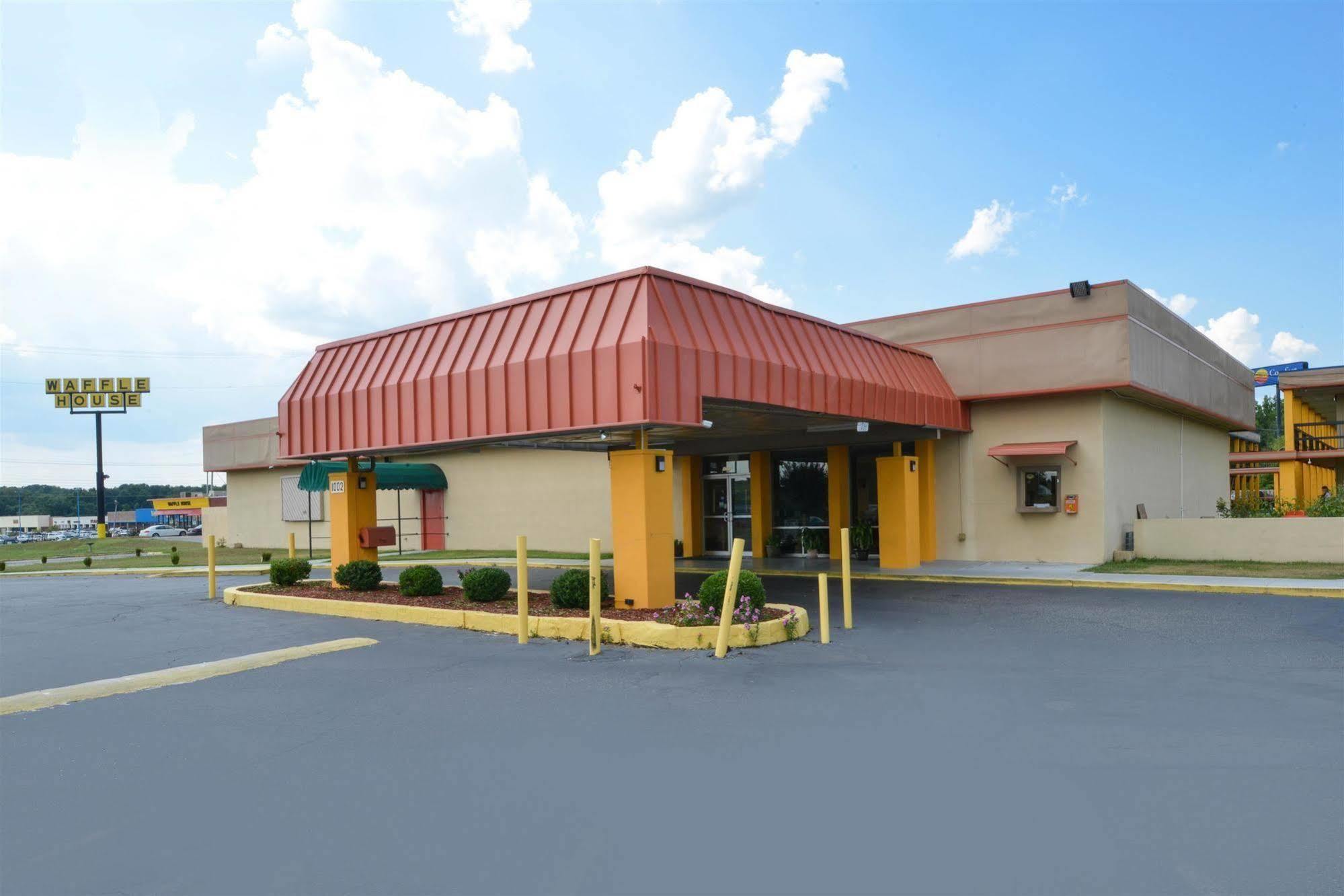 Springwood Hotel, Opelika I-85 Columbus Pkwy Екстер'єр фото
